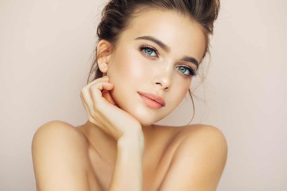 vs_clinic_and_beauty_tretman_krvnom_plazmom_PRP_mezoterapija_nega_koze_lica