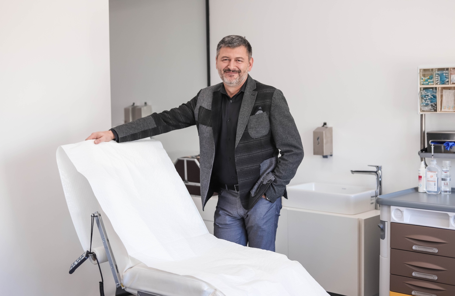 Dr Vladimir Stojiljkovic